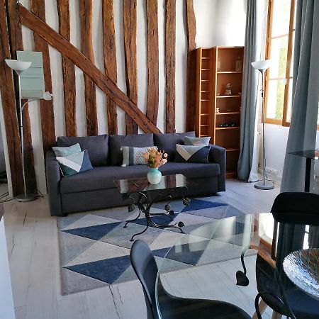 Apartament Evasion Autour De Poutres Et Pierres Plein Centre Orlean Zewnętrze zdjęcie