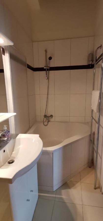 Apartament Evasion Autour De Poutres Et Pierres Plein Centre Orlean Zewnętrze zdjęcie